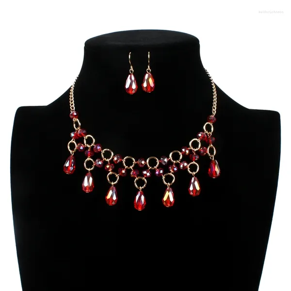 Collares colgantes Collar de moda bohemia para mujer Borla de cristal Cadena de clavícula de cristal Accesorios de vestido de banquete Conjuntos de joyería