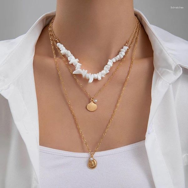 Collares colgantes Bohemia Shell Caracol Collar en capas para mujeres Piedra blanca Fiesta en la playa Aleación Metal Ajustable Collar de joyería 25216