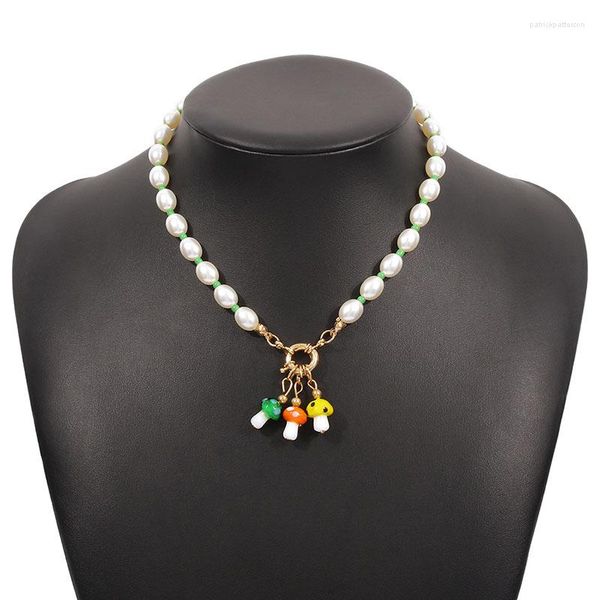 Pendentif Colliers Boho Mode Imitation Perle Collier De Perles Pour Les Femmes Résine Coloré Champignon Clavicule Chaîne Court Ras Du Cou Fille Bijoux