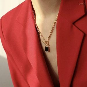 Collares colgantes Latón Rhinestoned OT Chian Collar de piedra negra OL Diseñador T Show Runway Party Boho Elegancia Top Rare Japón Coreano INS