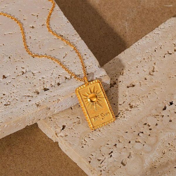 Colliers de pendentif conserve 316L Collier en acier inoxydable Sun Star Imprimée 18K-GOLD-plaquée pour femmes hommes Cool Street Look Jewelry