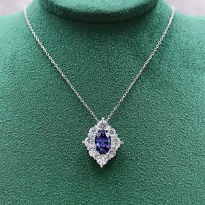 Pendentif Colliers CAOSHI Tempérament Collier de dame avec cristal brillant design délicat pour la cérémonie d'anniversaire bijoux féminins de luxe