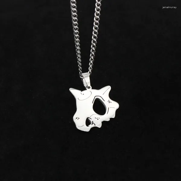 Pendentif Colliers Dessin animé Cubone Masque Collier Femme Anime Accessoires Dinosaure Femmes Acier inoxydable Design Kawaii Bijoux Cadeau