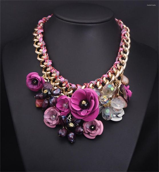 Collares pendientes Encantadora Rosa Flor roja Cristal Gargantilla hecha a mano Collar Joyería exagerada de mujer Banquete de cumpleaños nupcial de moda