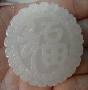 Collares pendientes Hecho a mano chino Piedra afgana blanca natural Tallada a mano Moneda de la suerte Fu Redondo Jade Amuleto Collar Regalo de moda Joyería