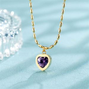 Hangende kettingen Chinese stijl paarse violet hartvormige 14K vergulde fadeless kleine eenvoudige titanium stalen ketting sieraden