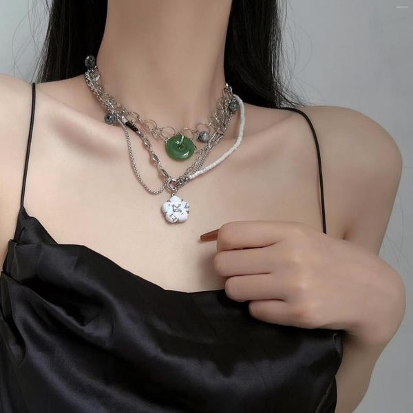 Collares colgantes, collar de gargantilla de espinas con anillo de seguridad verde Vintage chino para mujer, joyería de moda 2023 con encanto genial