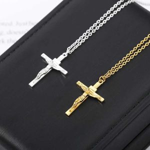 Colliers pendants Collier de croix de Jésus chrétien pour femmes hommes Chaînes en acier inoxydable Religion Cross Pendants Jewelry Prayer Baptême Cadeaux