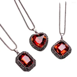 Pendentif Colliers CHUANGCHENG À La Mode Rouge Strass Cristal Carré Longue Chaîne Gland Cheveux Collier Pour Hommes Bijoux