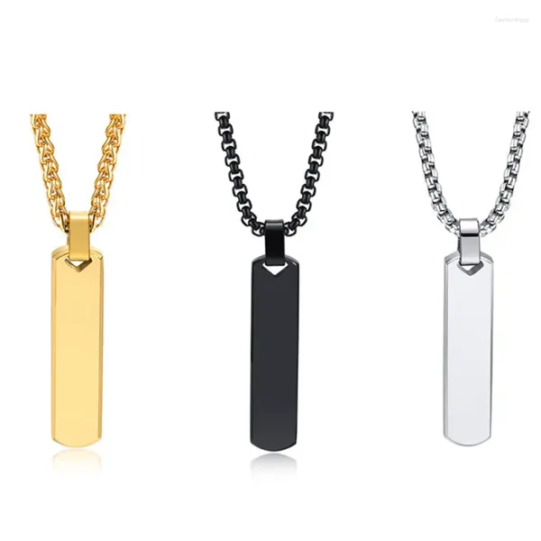 Collares colgantes Clásico Cuboid Acero inoxidable Collar para hombres Caja de color oro negro Cadena Cierre de langosta 24 pulgadas