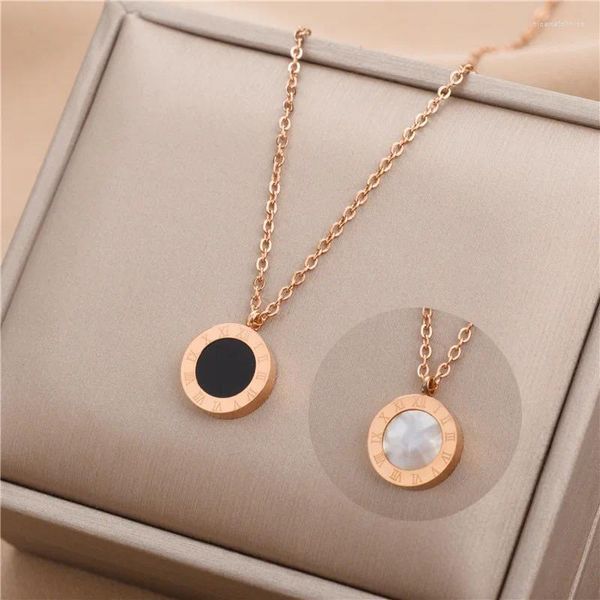 Pendentif Colliers Classique Double Face Noir Blanc Coquille Chiffres Romains Ronde Femmes Collier Dames En Acier Inoxydable Clavicule Chaîne Bijoux