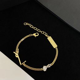 Colliers pendants Bracelets de luxe classiques Lettre de bracelet Y Titanium Steel with Diamond Designer For Women Jewlery Cadeaux femme Gold Silver Wholesale Not Fade