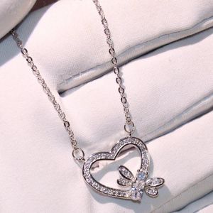 Pendentif Colliers Classique Animal Libellule Bijoux De Luxe 925 Argent Pave Cubique Zircone CZ Infinity Collier De Fête Pour Les Femmes Cadeau