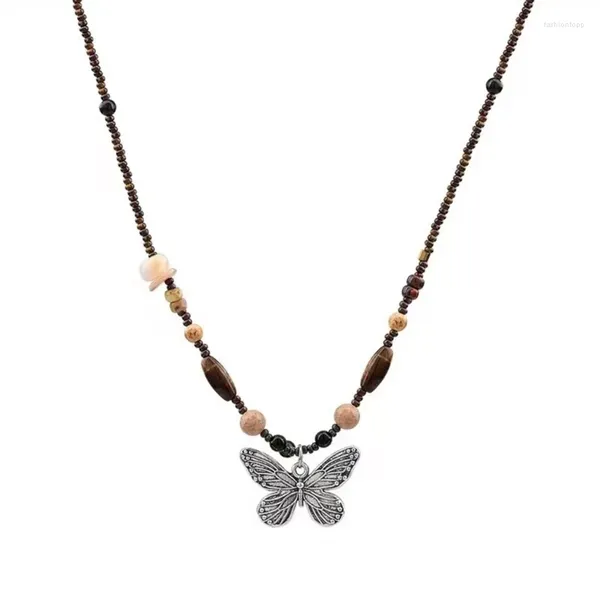 Collares colgantes Collar de gargantilla de mariposa de semillas coloridas Cabila de clavícula dulce para mujeres joyas hechas a mano