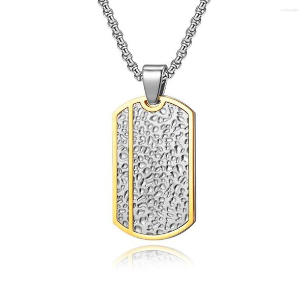 Pendentif Colliers Bijoux Fantaisie En Acier Inoxydable Deux Couleurs Surface Irrégulière Carré Tag Hommes Collier En Gros