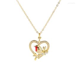 Hanger kettingen Creative Gold Gold Twig Little Bird Heart for Women Shine CZ Stone Inlay Retro Fashion Juwelse feestcadeau