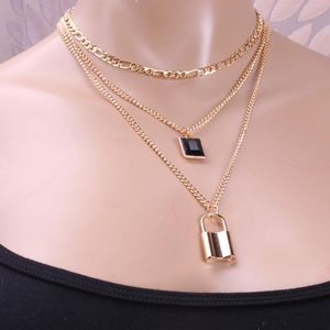 Collares con colgante, collar creativo cuadrado de piedra negra para mujer con candado pequeño de hip-hop a la moda, cadena de varios niveles, regalo de fiesta