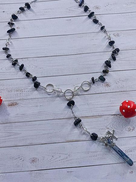 Collares colgantes Crystal Hell Bent Skull Rosario Collar Hecho a mano Genuino Black Jasper Beads