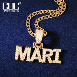 Pendentif Colliers CUC personnalisé petite lettre nom pendentif chaîne pour femmes hommes glacé Zircon Hiphop collier personnalisé bijoux cadeau 231026