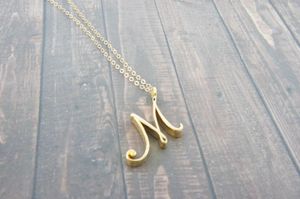 Hanger Kettingen Cursief Hoofdletter 26 Engels Letter M Roestvrij Staal Alfabet Initial Swirl Luxe Prachtige Naam Partner Chain Choker