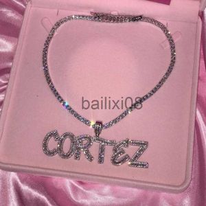 Pendentif Colliers Nom Personnalisé Mots Baguette Lettres Pendentif Or Argent Couleur Charme AAAA Zircone Hommes Hip Hop Collier Chaîne Rock Bijoux J230620