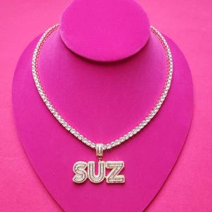 Colliers pendentif collier personnalisé avec nom cubique Zircon lettres glacées avec chaîne de tennis collier pour femmes T230413