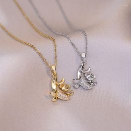 Pendentif Colliers Mignon Banana Monkey Collier pour femmes Unique Y2K Golden CZ Fruit pelé avec des singes du zodiaque chinois Designer Bijoux