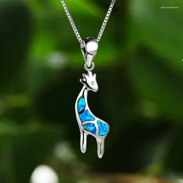 Pendentif Colliers Mignon Girafe Pendentifs Bleu Opale De Feu Pour Femmes Bijoux Animaux Femelle De Luxe Pierre De Naissance Argent Couleur Collier Boîte Chaîne