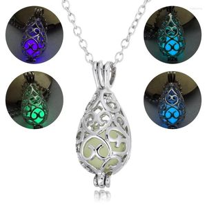 Collares pendientes Lindo ahueca hacia fuera Gota de agua Granos brillantes Collar luminoso Puede abrir jaula Resplandor en la oscuridad Fiesta de Halloween Regalos de joyería