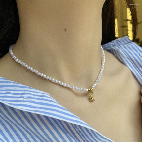 Colliers pendentif mignon petit or couleur fermoir en acier inoxydable collier de perles d'imitation pour les femmes collier fabrication exquise