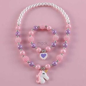Colliers pendentif mignon lapin pendentif collier pour filles ours coeur perles collier pour enfants mode bijoux accessoires 2023 en gros à la mode 240330