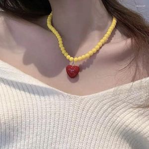 Collares colgantes lindo dulce colorido acrílico con cuentas gargantilla collar para mujeres personalidad bohemia encanto rojo amor corazón fiesta joyería regalo