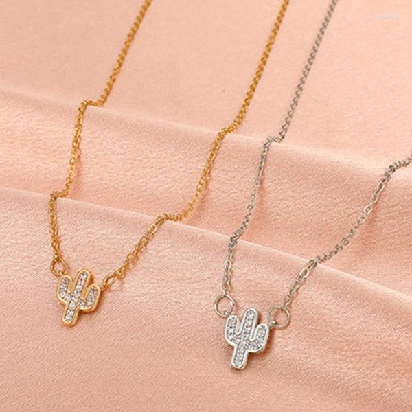 Pendentif Colliers Mignon Zircon Cactus Collier Haute Qualité Filles Alliage Chaîne Courte Incrusté Crysta Jeunes Bijoux Cadeau