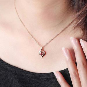 Colliers pendentif Collier de zircon rouge délicat avec boîte-cadeau pour BR Shopper