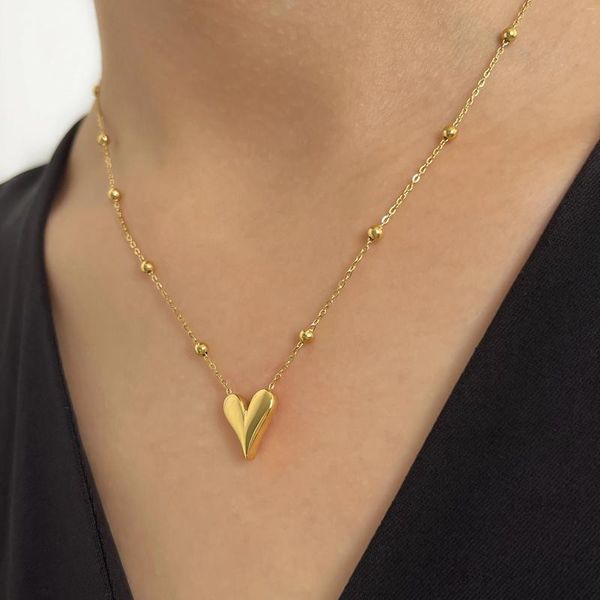 Pendentif Colliers Dainty 18K Gold Pvd Plaqué Chaîne de perles Love Heart Collier Femme Étanche Bijoux en acier inoxydable Non Fade