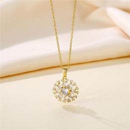 Pendentif Colliers Dainty Flocon De Neige Charmes Femmes En Acier Inoxydable Zircon De Noël Collier Cristal Fleur Bijoux