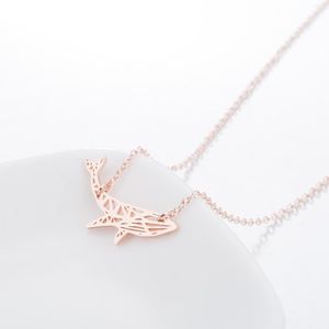 Colliers pendants Daisies Collier de baleine Sperme de mer Origami Ocean Fish Animal Chokers pour femmes