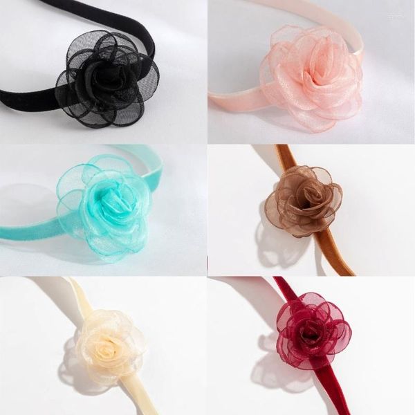 Colliers pendentifs Collier de charme de fleur délicat