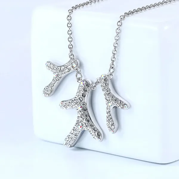 Pendentif Colliers Design Collier en forme de corail pour femmes de luxe couleur argent cubique zircone bijoux de mode cadeau fête N194