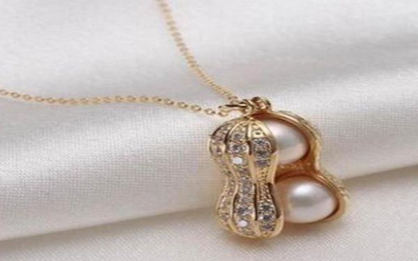 Colliers de pendentif conception de femmes bijoux simulées Pearl Peanut Collier de style courte accessoires de plante Trendy Chain16587818