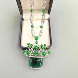 Pendentif Colliers Designer Collection Style Collier Paramètres Tchèque Zircon Vert Perles Panier De Fleurs Plaqué Or Couleur Chaîne