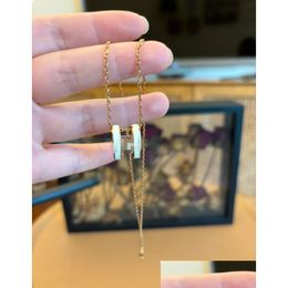 Collares colgantes Collar de diseñador Carta de 18 k Joyas de oro para mujeres Joyas para hombres Mujeres tienen amuletos Madre Hermana Entrega de caída Fina OTPD9