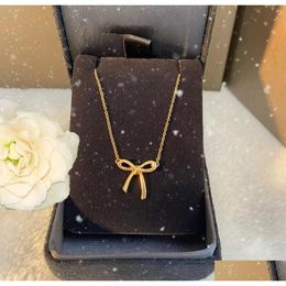 Pendentif Colliers Designer Unisexe Femme 18K Gold Bow pour femmes Sier Trendy Fashion Bijoux Mère Saint Valentin Cadeaux Girlfriend Ac Otzsj