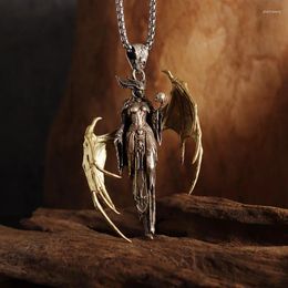 Pendentif Colliers Devil Witch NV Bing Ren Golden Wings Mère de couple Hip-Hop Tendance Bijoux Cadeau