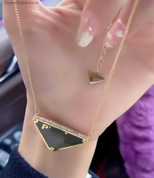 Collares pendientes Diamante Triángulo Diseño de lujo Oro Plata Colgante Collar Elegante Amor 18K 316L Acero inoxidable P Grabar Cadena Q230908
