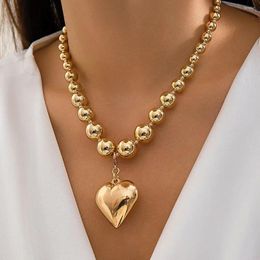 Colliers de pendentif Diezi Punk Big CCB Heart Collier pour femmes Gift Gift Simple Fashion Perles en plastique Bijoux Choker