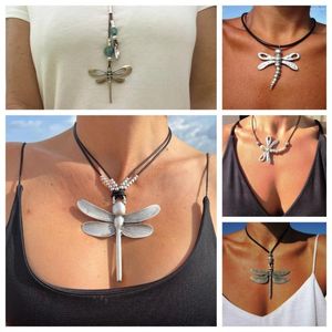 Collares colgantes Dragonfly Collar de cadena larga Boho buena suerte para mujeres