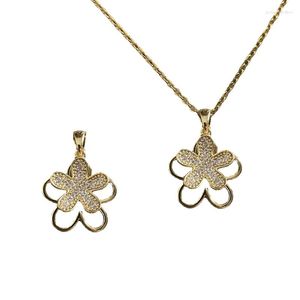 Pendentif Colliers Double couche Collier de fleurs Médaillons creux Charms Pendentifs pour bijoux à bricoler soi-même faisant des cadeaux