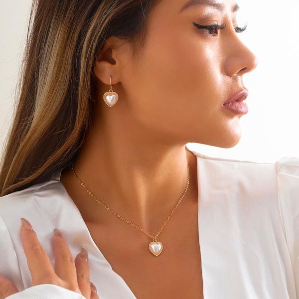 Collares colgantes Elegantes amor Collar de perlas para mujeres 2023 Charros de moda Boda Moda Ldies/Girls Jewelry Accesorios Pendiente