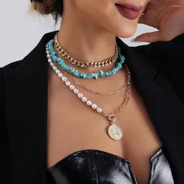 Colliers pendants élégants bijoux perlées de perle Boho Collier turquoise en couches en carton de trombone Cercle de chaîne métallique Choker pour les femmes